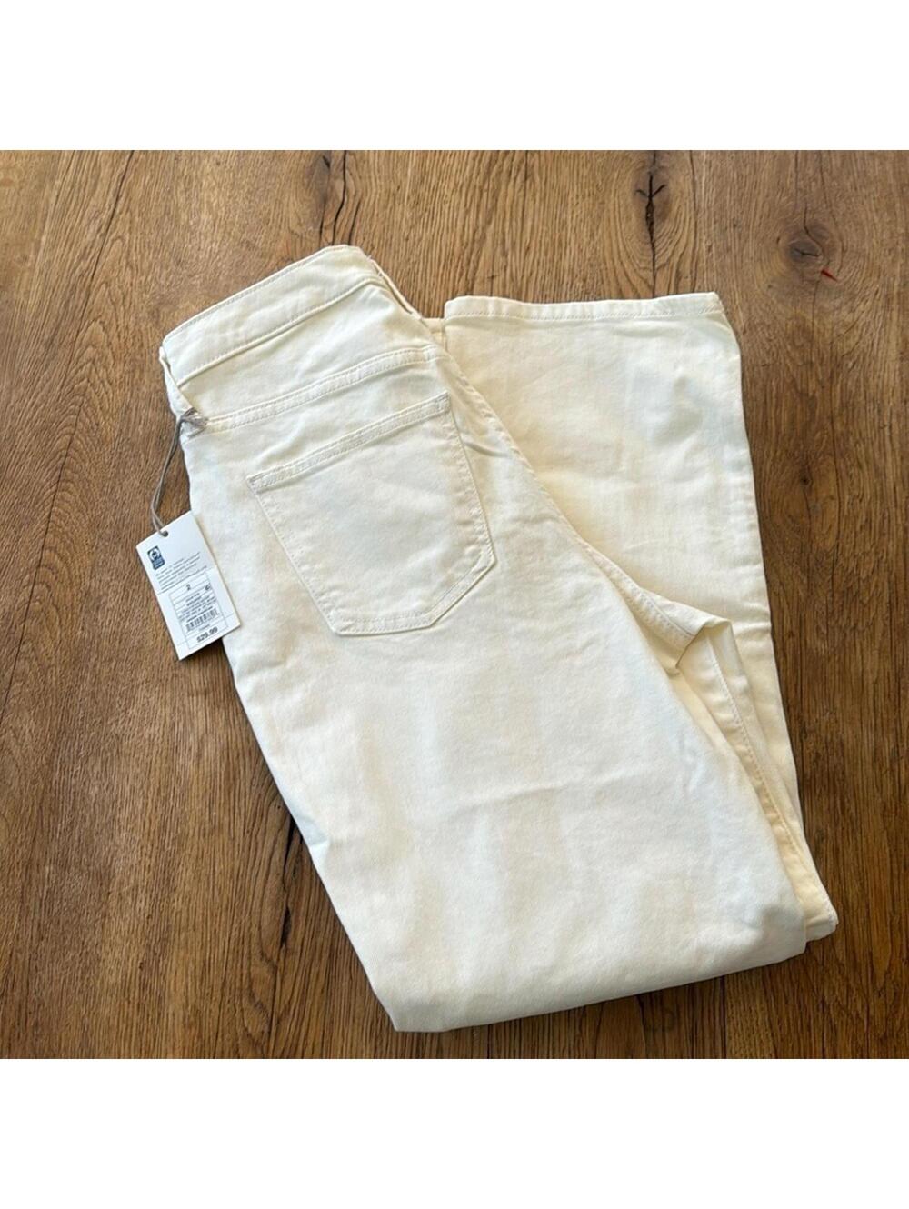 A new day, jeans, cream size 2 26  regular
